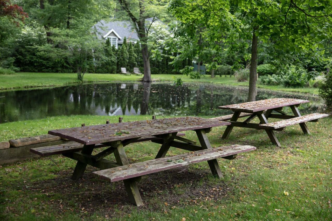 Lakeside Inn Exteriör bild